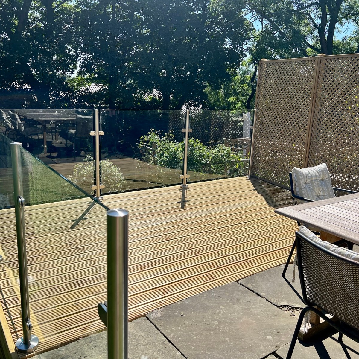 Decking with Glass&nbsp;Balustrades